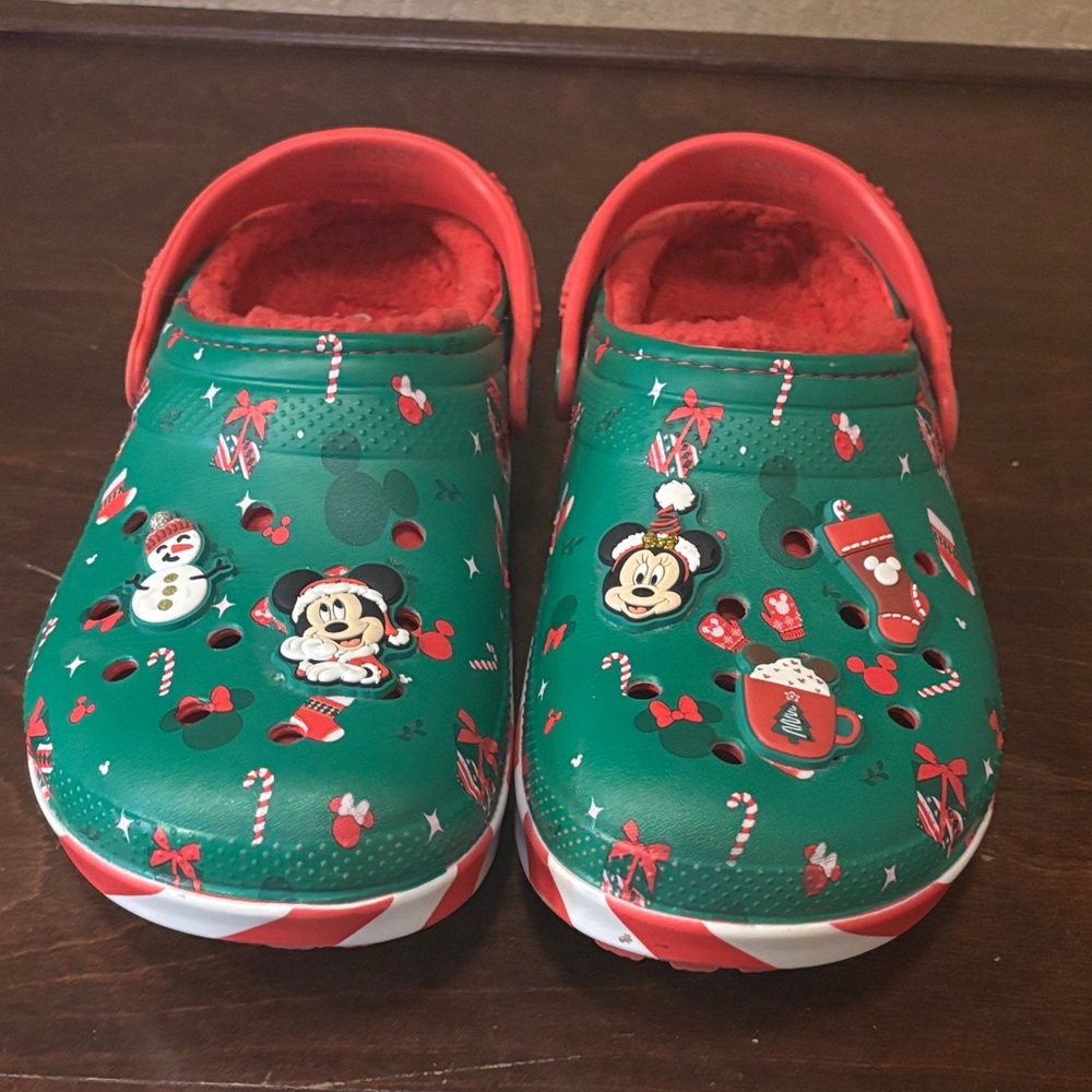 LIKE NEW - CROCS Red and White Mickey Mouse Holiday Clogs - 5Y